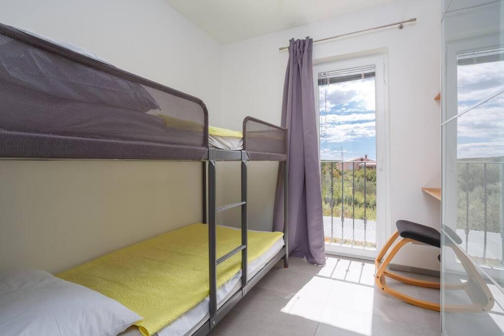 Family Village Apartment Vrh  エクステリア 写真