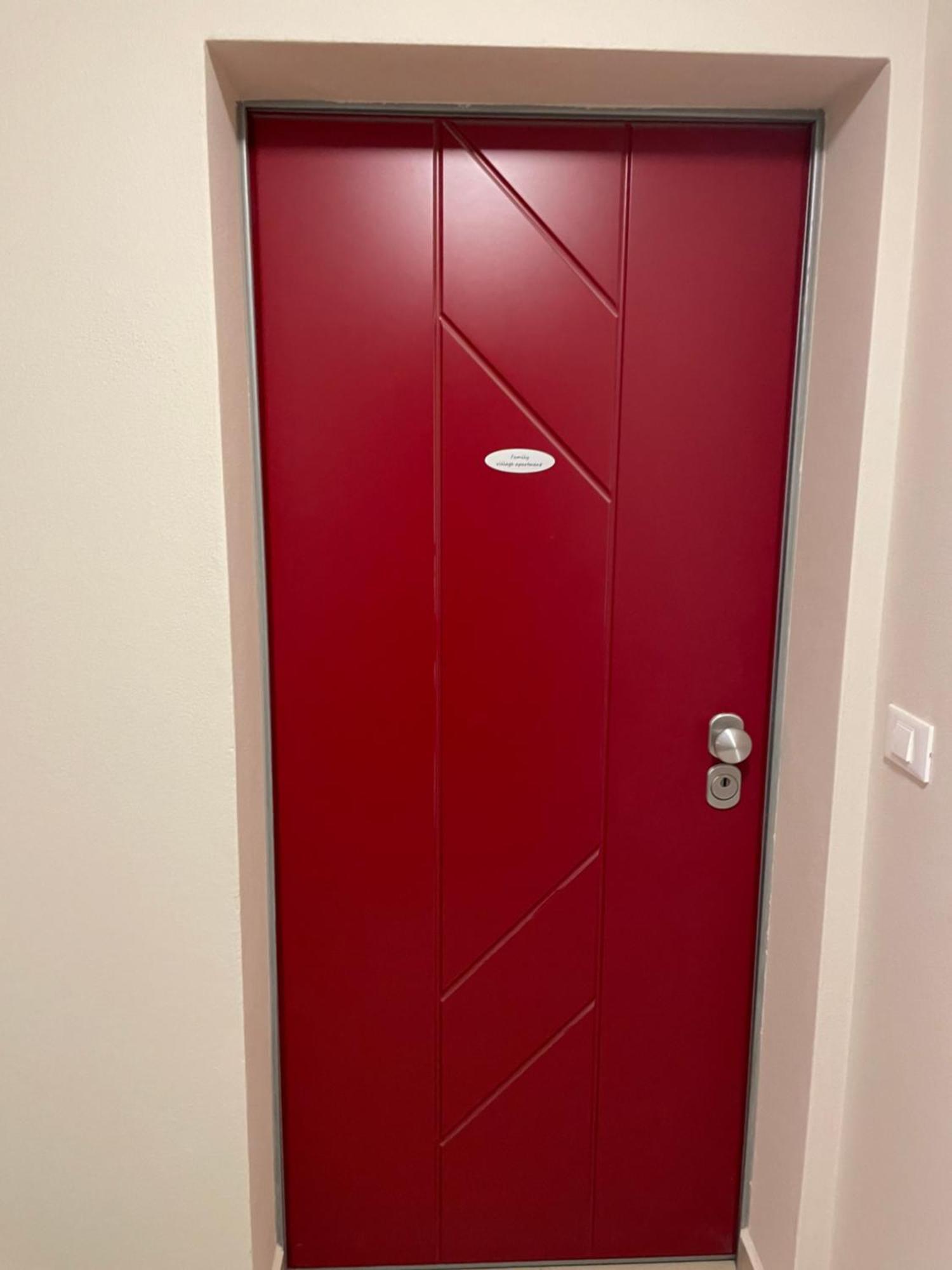 Family Village Apartment Vrh  エクステリア 写真